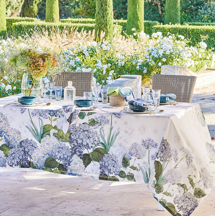 Jardin De Bretagne Bleu Tablecloth 67"x89", 100% Linen