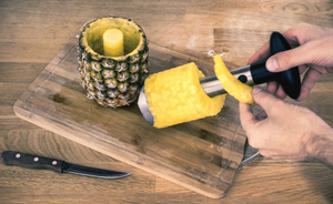 HIC Kitchen Pineapple Slicer and Corer