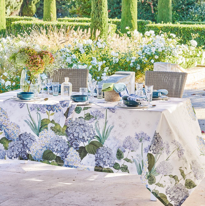 Jardin De Bretagne Bleu Linen Tablecloth 67"x67"