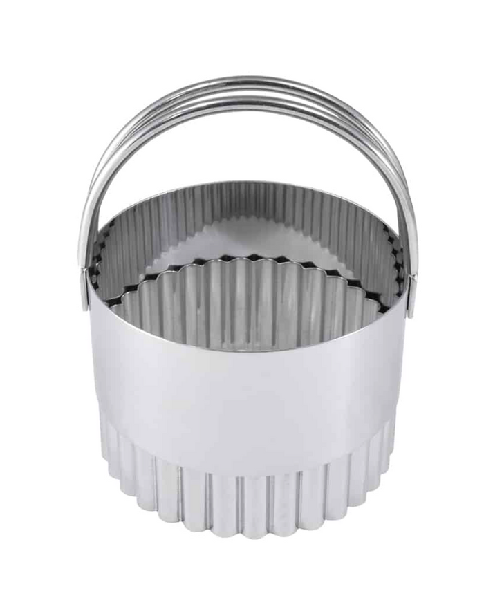 FLUTED BISCUIT CUTTER 2.33″