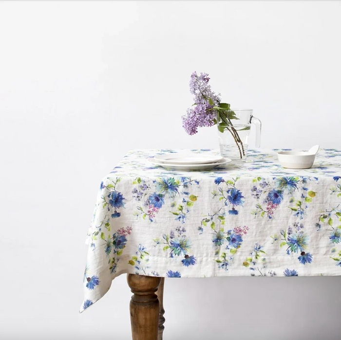 Linen Tales White Flowers Linen Tablecloth, 55x118"
