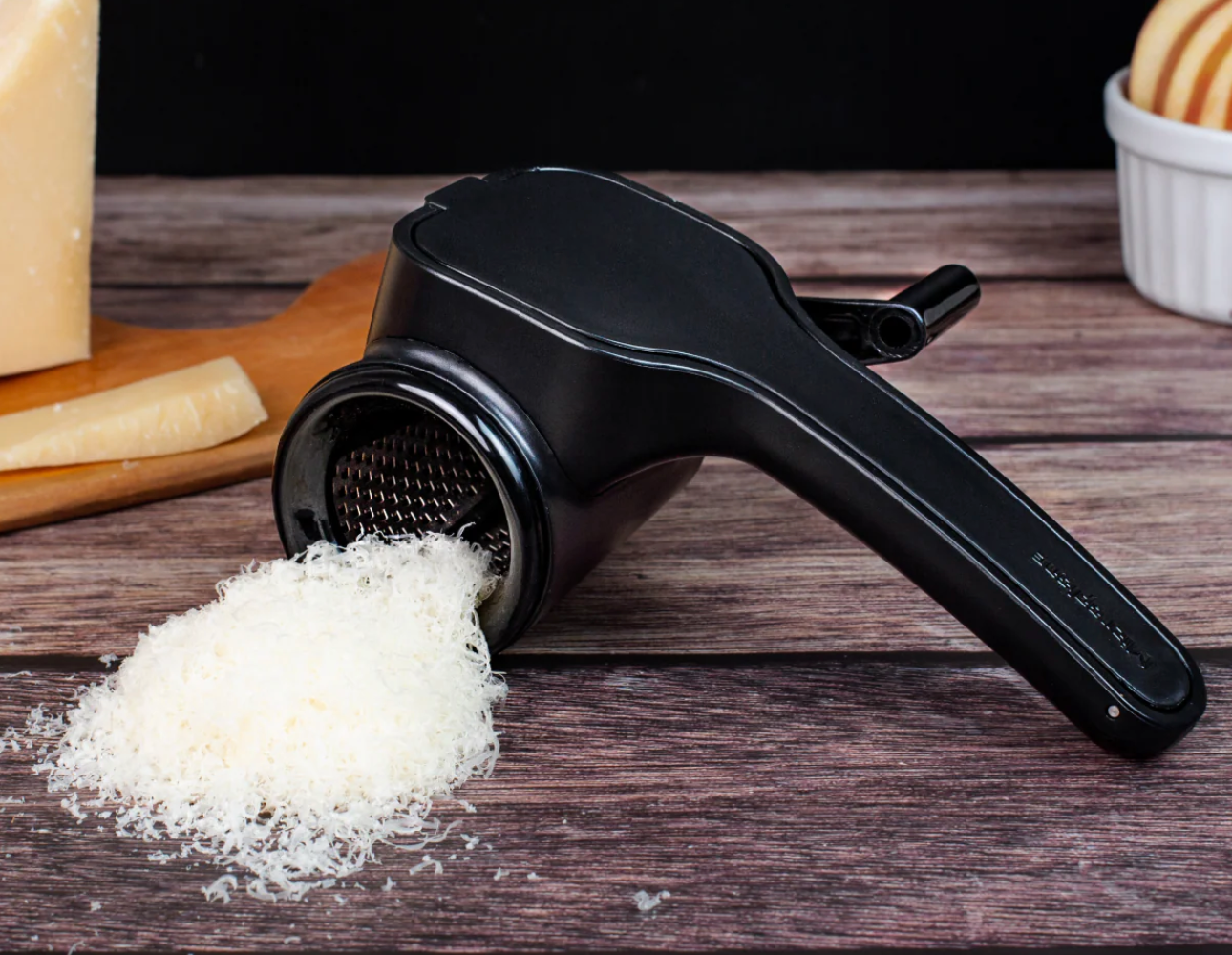 How to Use Cheese Grater Handheld: Easy Tips for Perfect Grating