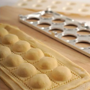 Ravioli Maker with Press