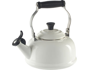Le Creuset CLASSIC WHISTLING KETTLES
