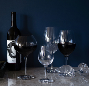Orrefors More Wine Glass