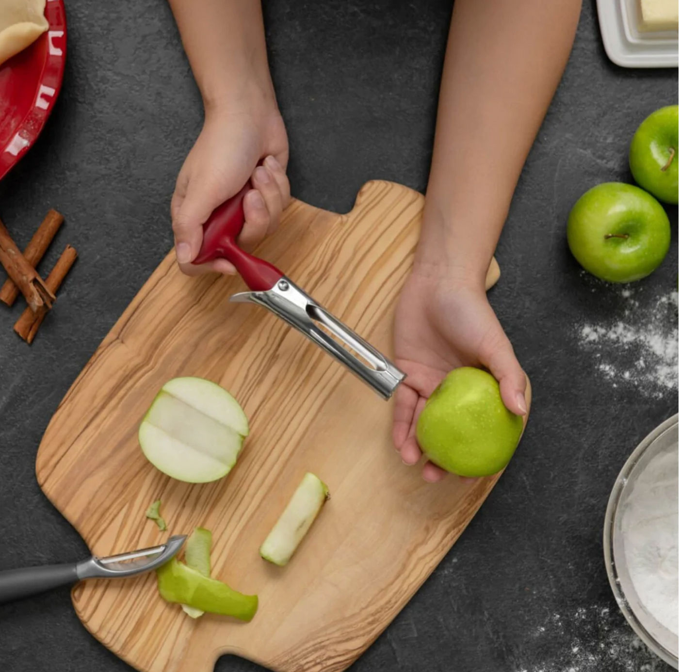 OXO Good Grips Apple Divider, Cutter, Slicer, Stainless Steel - Dishwasher  Safe