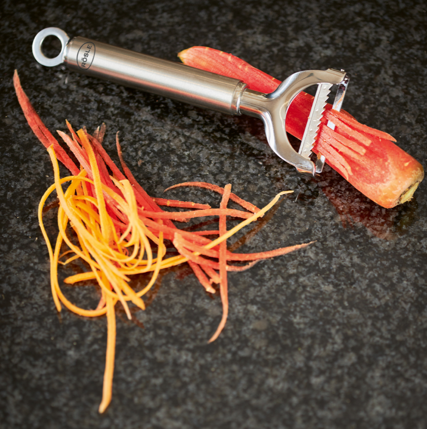 Cuisipro best sale julienne peeler