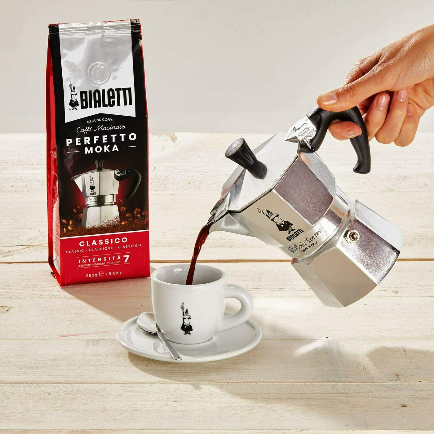 Bialetti Moka 6 Cup Express Espresso Maker